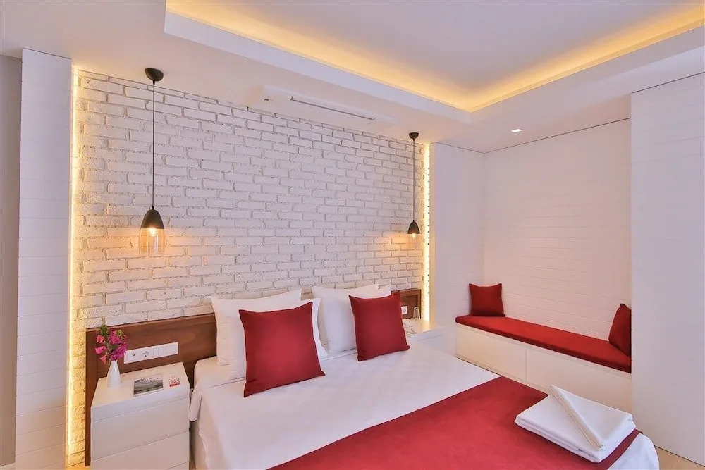 Lale Hotel