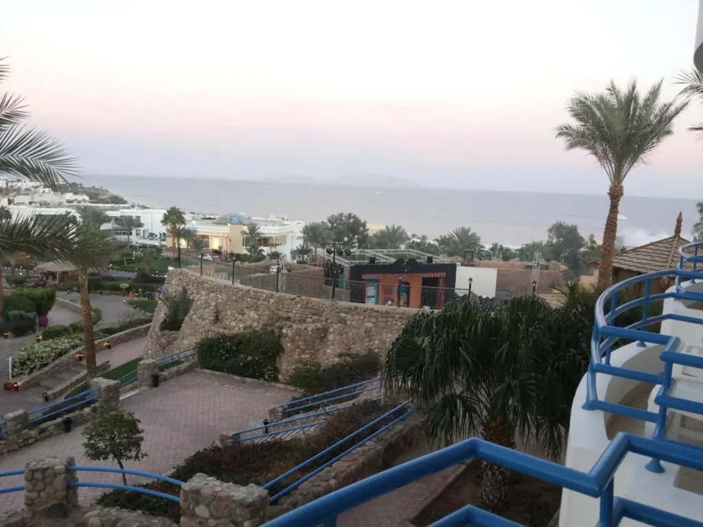Queen Sharm Aqua Park Hotel