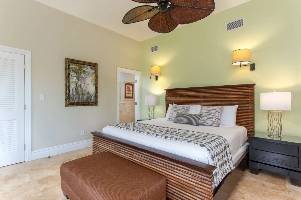 The Somerset on Grace Bay