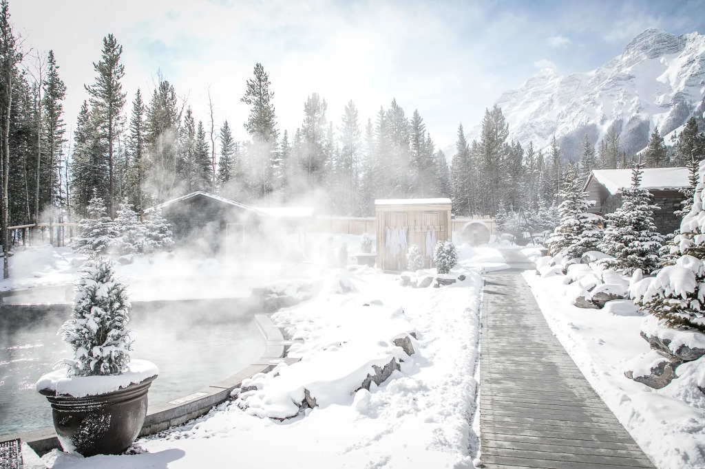 Crosswaters Resort at Kananaskis