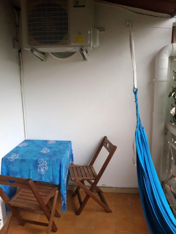 Studio In La Trinite With Terrace 100M From The Beach