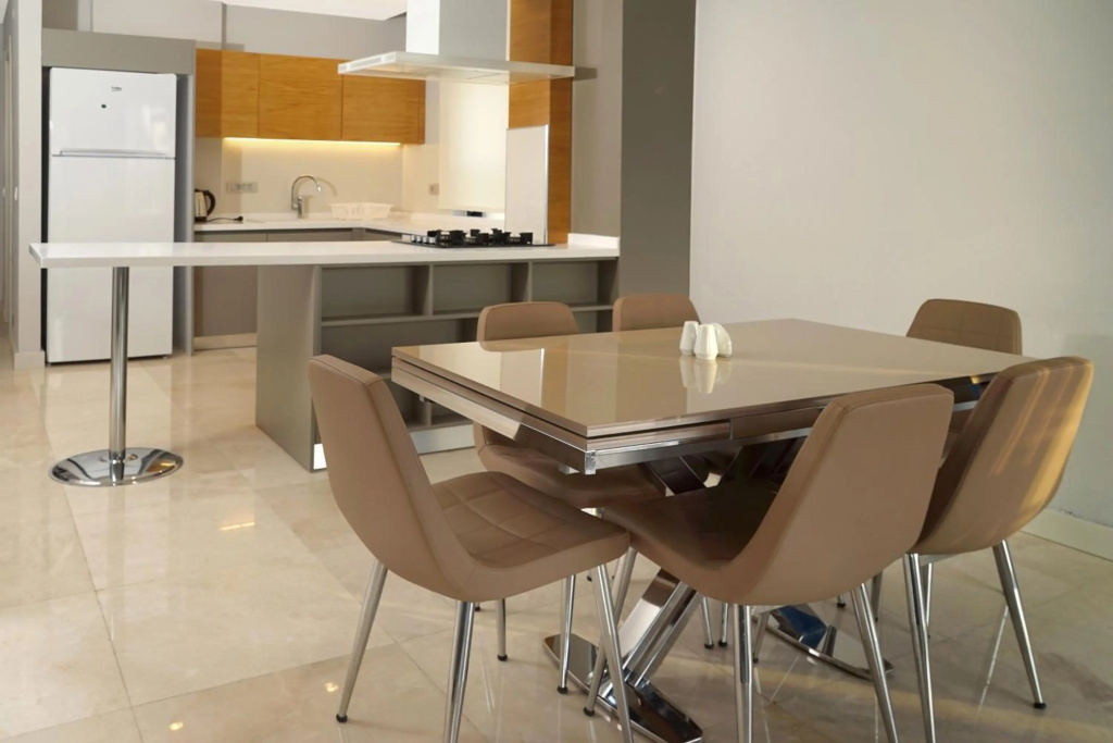 MENE SUITES