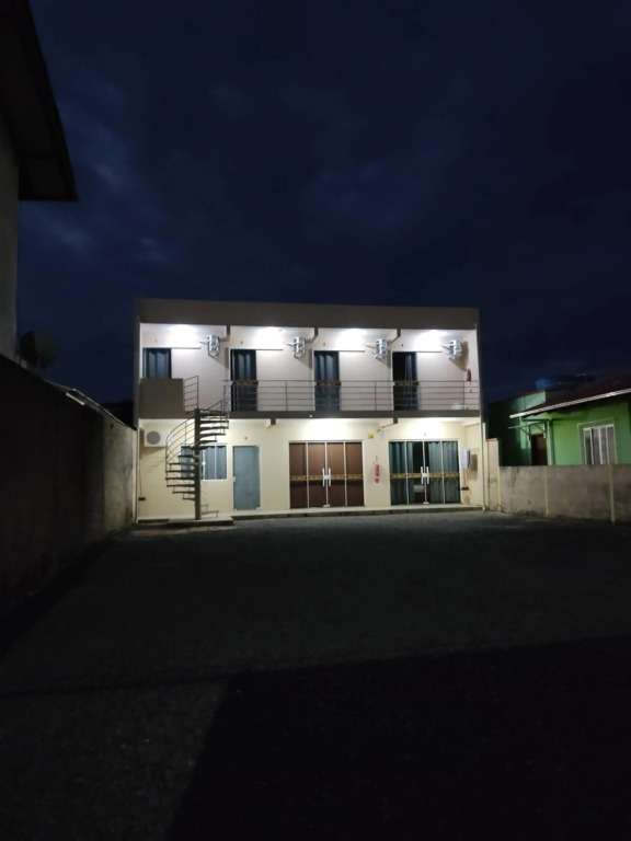 Suítes e PENHA-SC