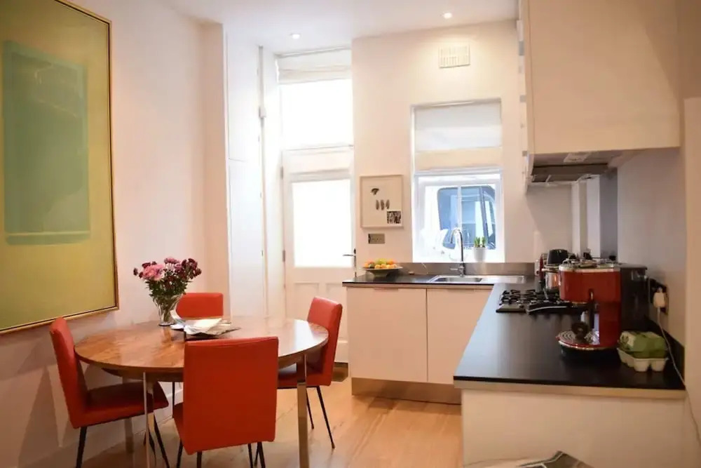 Chic 1BD Flat - 11mins to Holland Park, Kensington