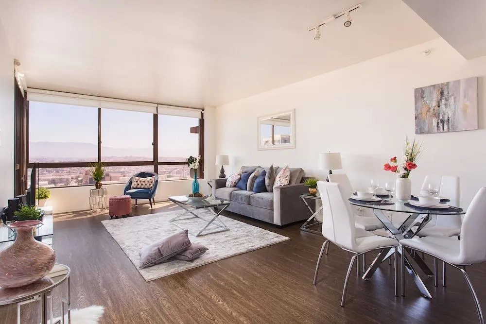 New Urban Downtown LA Luxury Apartment