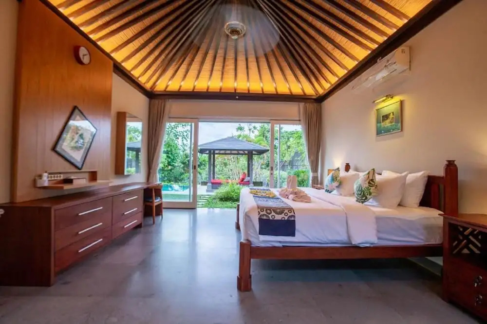 Luxury 3BR Kahuripan Villa