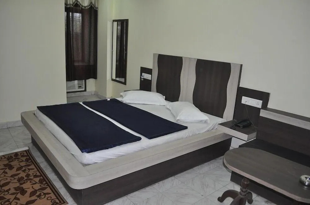 Hotel Pramod