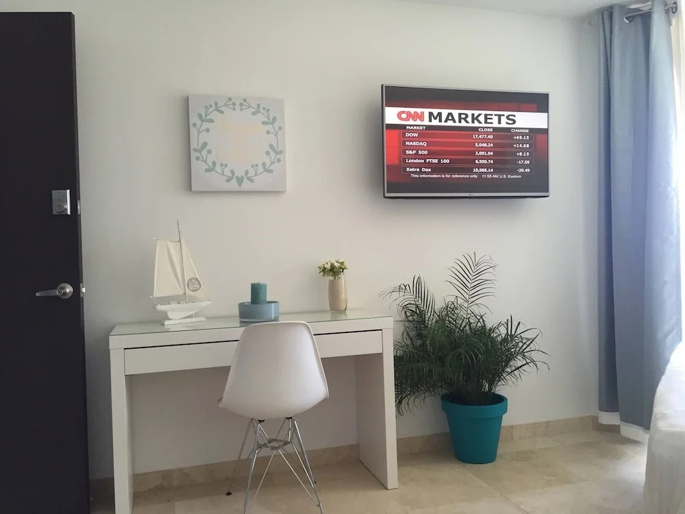 Lovely Sea View,Eagle Beach, Oasis Condominium Wifi