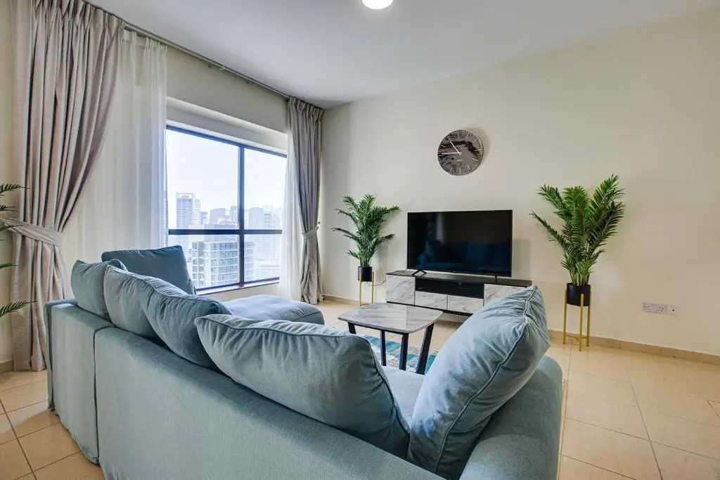 Apricus Holiday Homes -JBR Rimal 2BD in front of The Beach