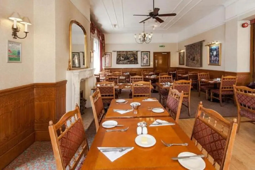 Scarisbrick Hotel