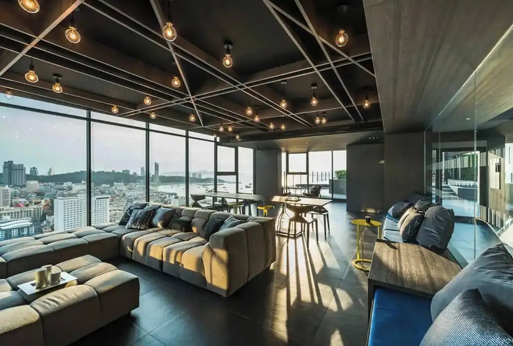 2 Bed Room, Large Living Room at Central Pattaya