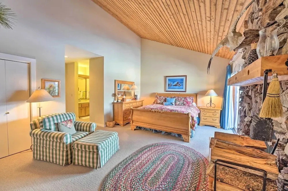 Sun Valley Resort Getaway < 2 Mi to Ski Lifts