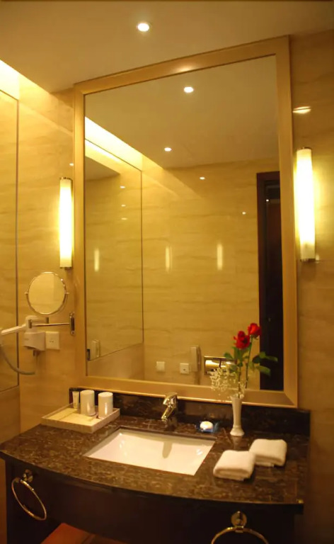 Beijing Century Huatian Hotel