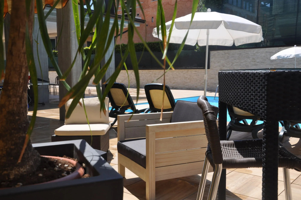 Green Park Hotel