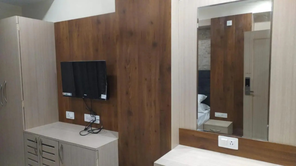 The Panash Hotel & Banquets