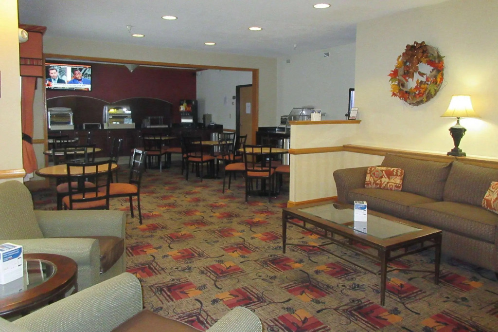 Comfort Inn Kendallville East