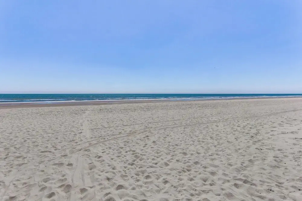 Steps to Sand: Remodeled North Myrtle Beach Condo!