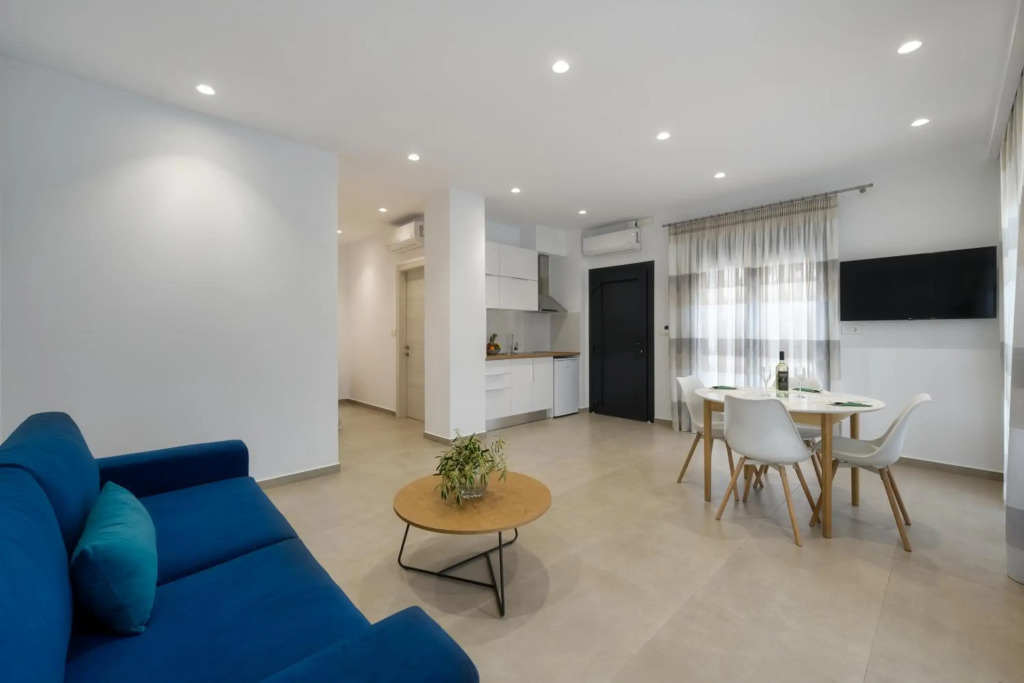 Suites of happiness