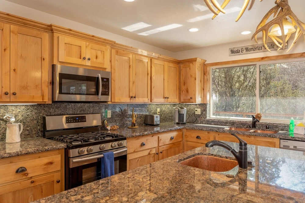 39 - Alpenweg Cottage 3 Bedroom Home by Redawning