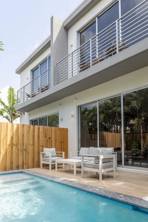 The Modernista 1 - Luxury Villa With Private Pool