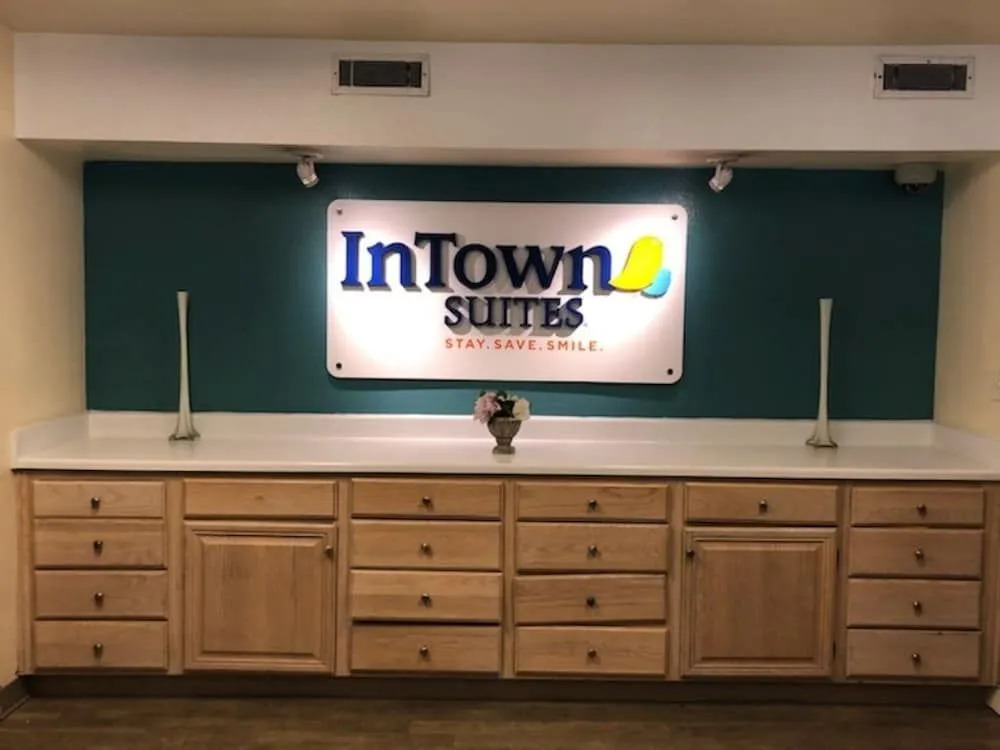 InTown Suites Extended Stay New Orleans LA - Metairie