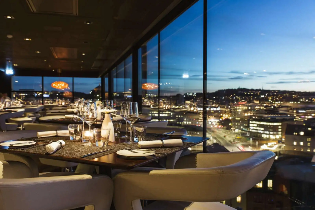 Hotel Riverton