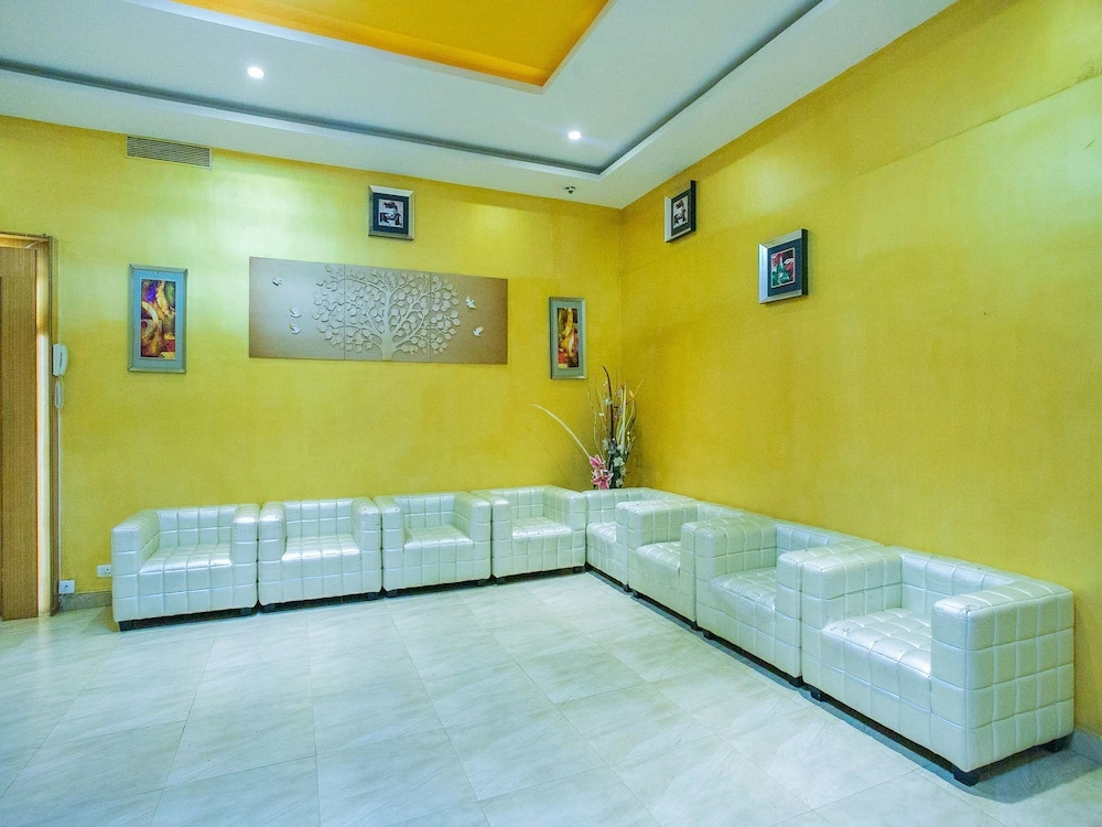 Capital O 15186 Sahar Pavillion