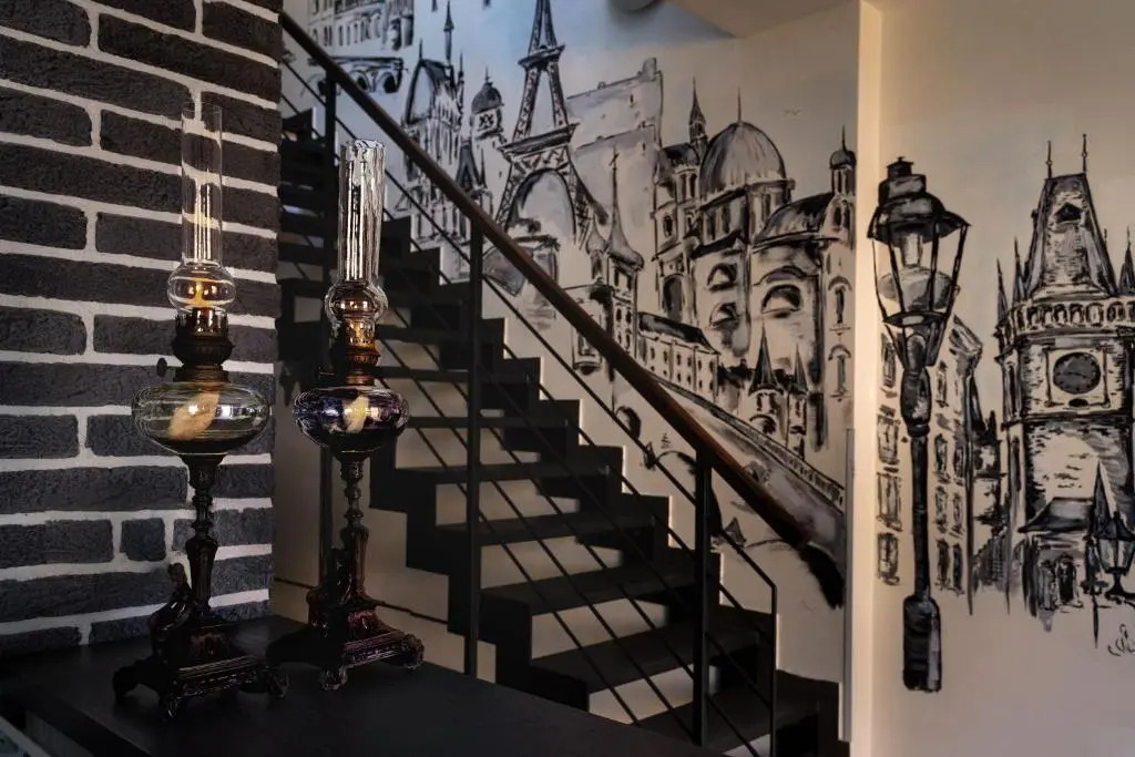 Grand Petit Hotel