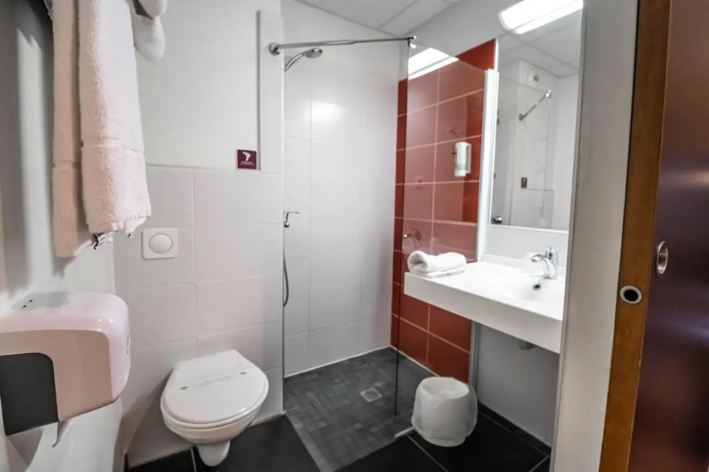 Отель B&B Agen Castelculier