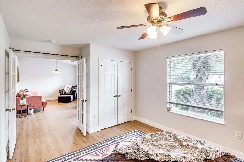 Stylish Navarre House w/ Patio: 4 Mi to Beach!