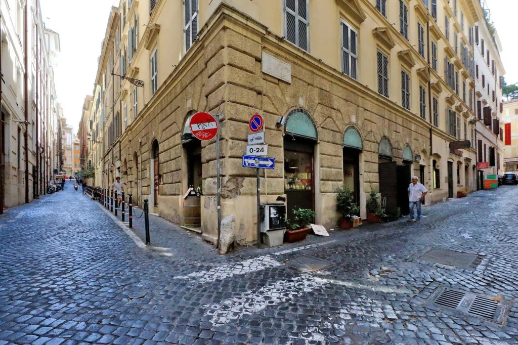 Rome Unique Spanish Steps Apartments
