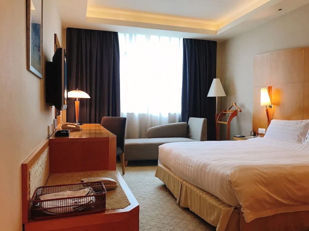 voco Wuhan Xinhua by IHG