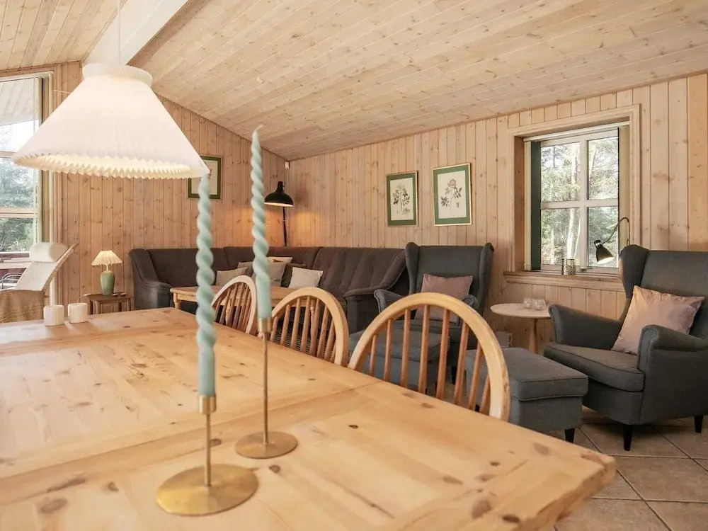 10 Person Holiday Home in Albaek