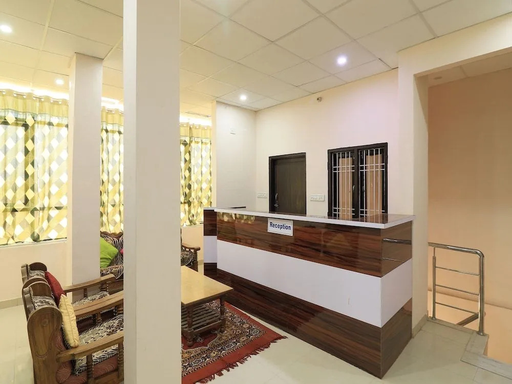 OYO Flagship 29364 Deepak Hotel And Restaurant