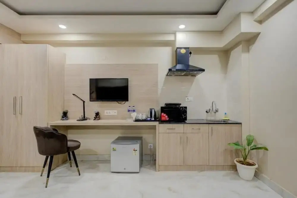 The Paras Studio Serviced Apartments