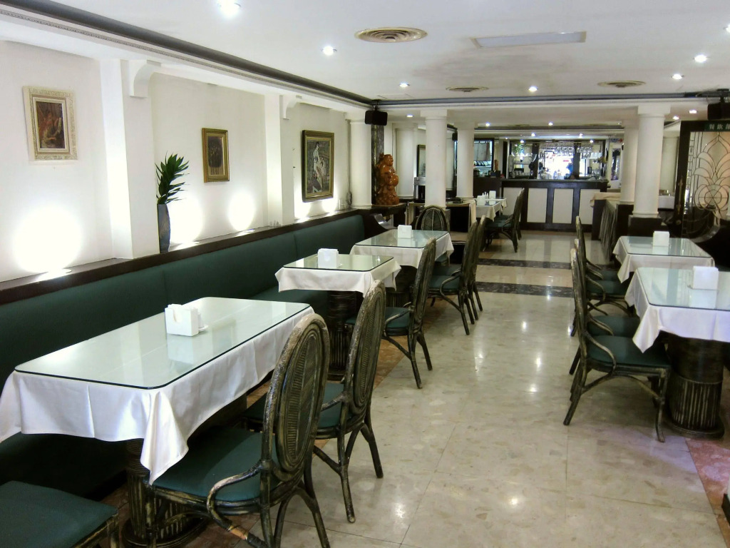 Dahshin Hotel