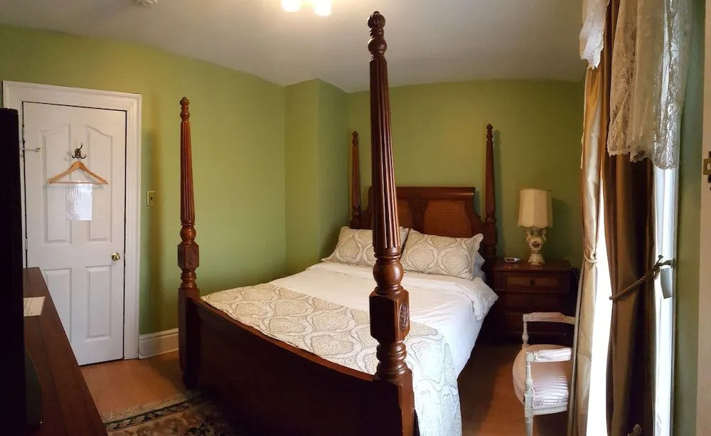 Li-Li Bed and Breakfast