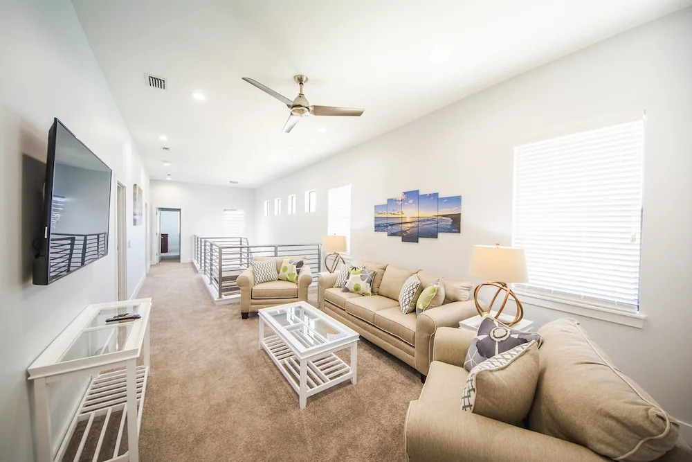 7BR Reunion Pool Home 1543 by OVRH