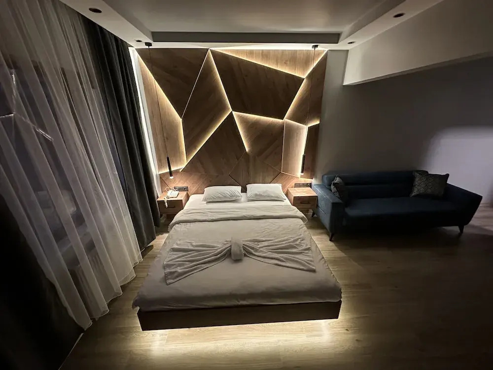 Rose Suites