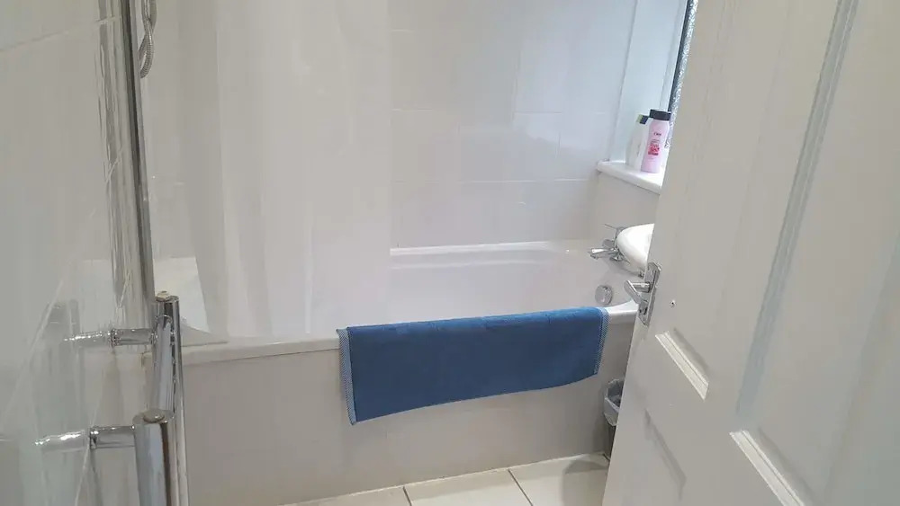 Dragon - Muirdrum House 3 Bedroom Home
