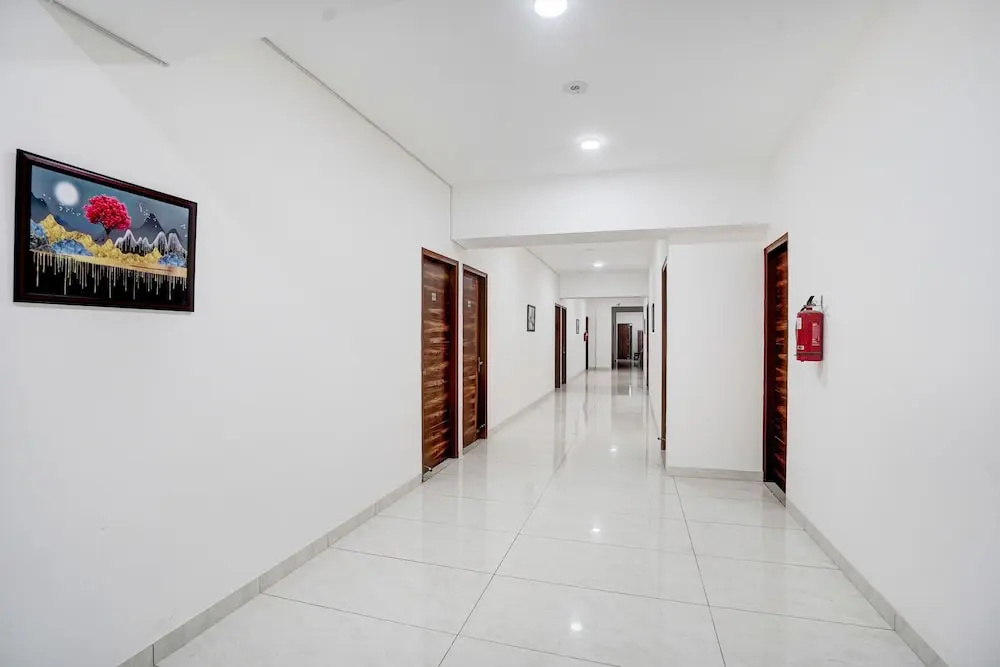 Classic Hotel O Sector 49 Noida