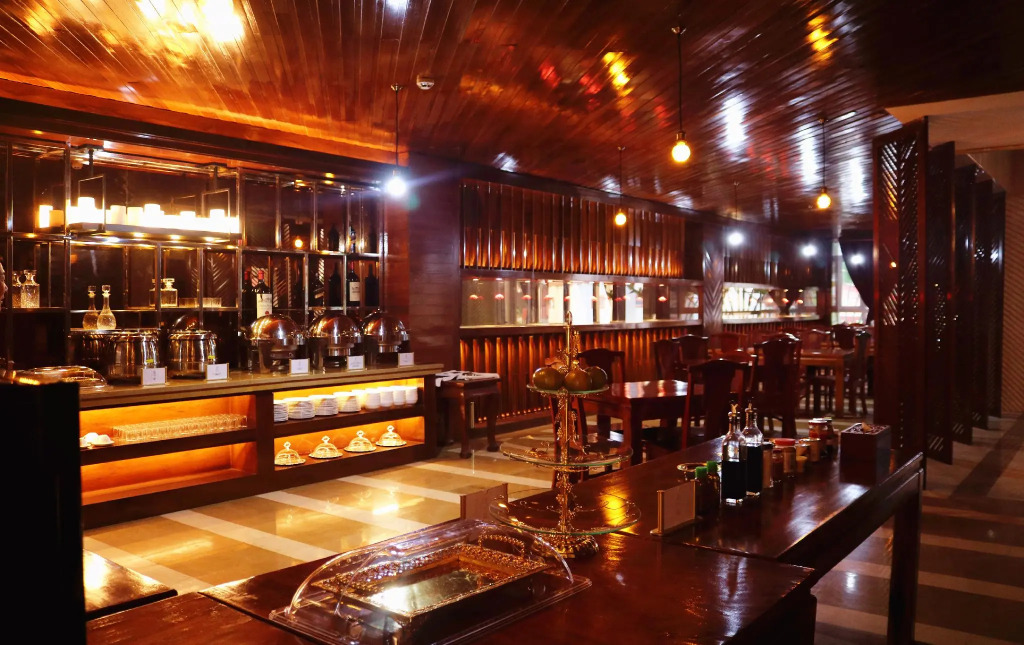 Chang Palace Vientiane