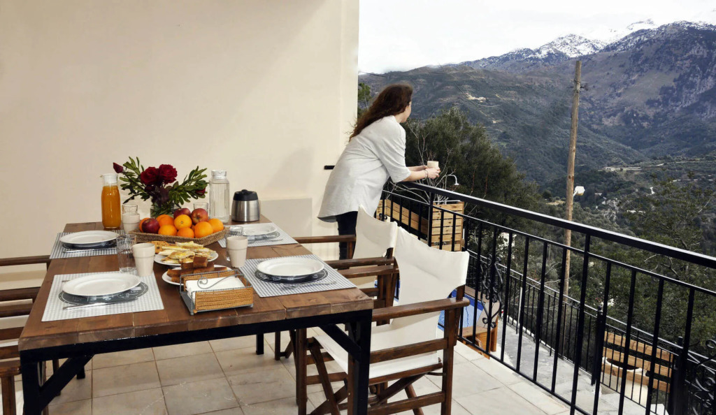 Villa Lakki The View
