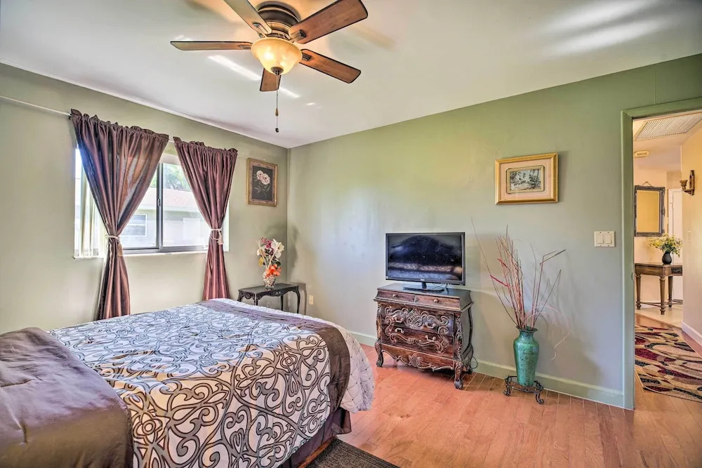 Lanai, Pool & Gas Grill: Sebring Retreat