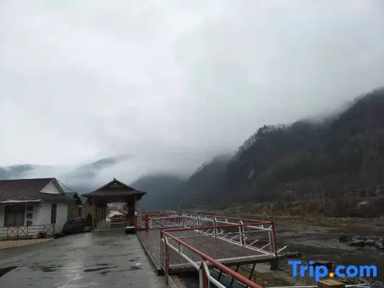 Zhoufu Manor