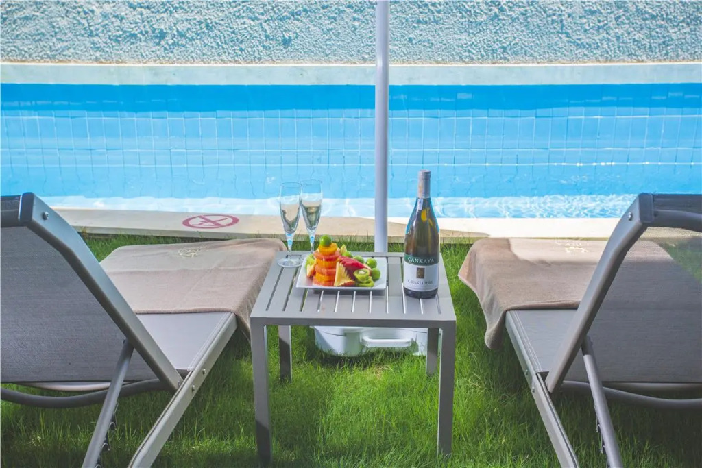Orka Cove Hotel Penthouse & Suites Adults Only