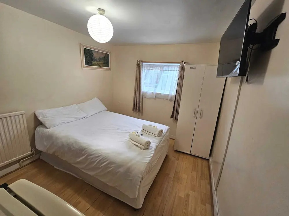 Bruce Rooms