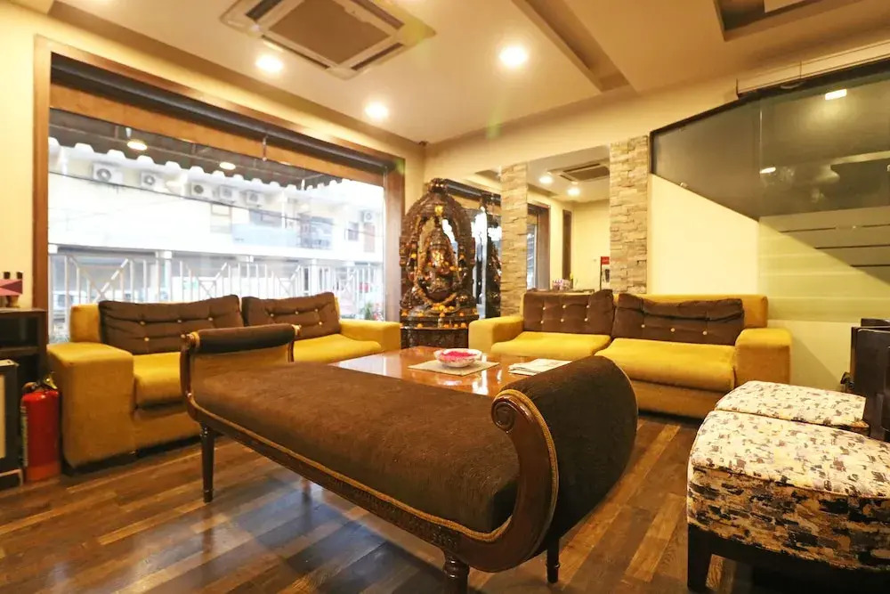 Fabhotel Clark Height