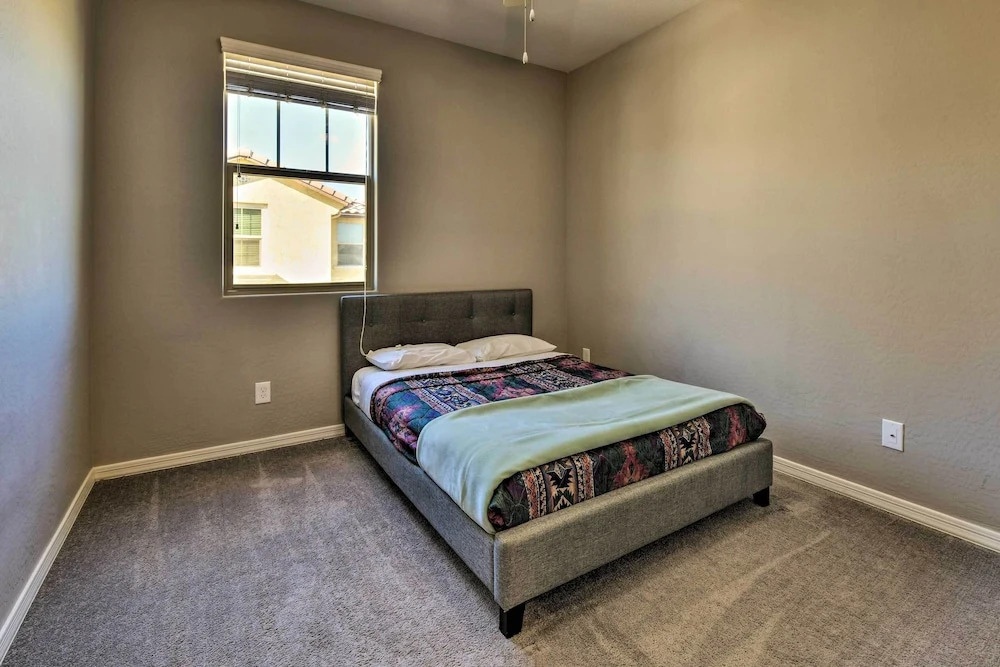 Balcony and Community Perks Spacious Gilbert Escape