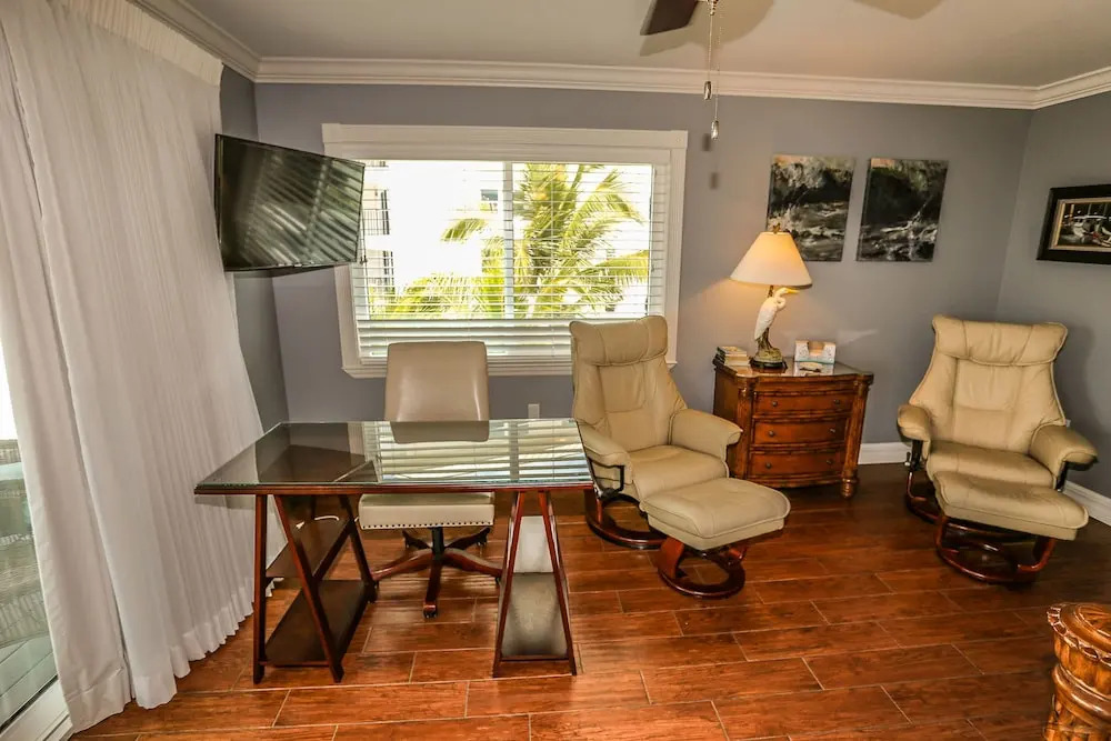 30 Gulf Beach Road Island Girl